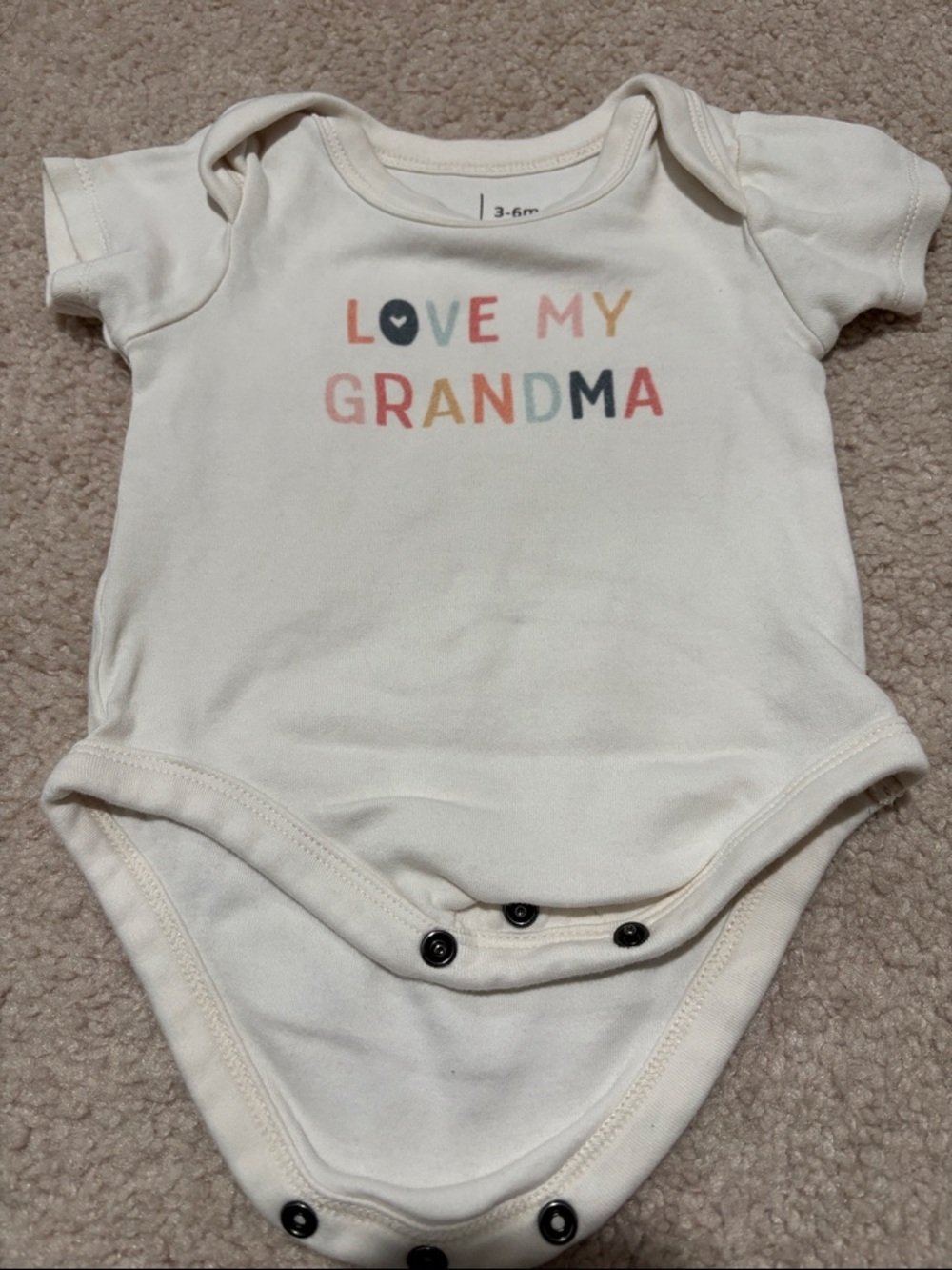 Cream 'Love My Grandma' Baby One-Piece Bodysuit